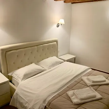 Casa Giardini 홈스테이 *