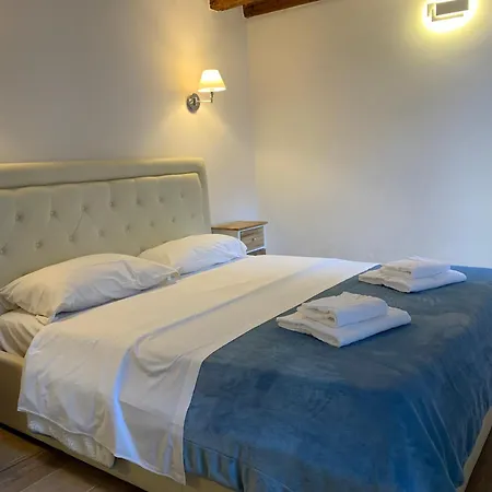 Проживание в семье Casa Giardini *